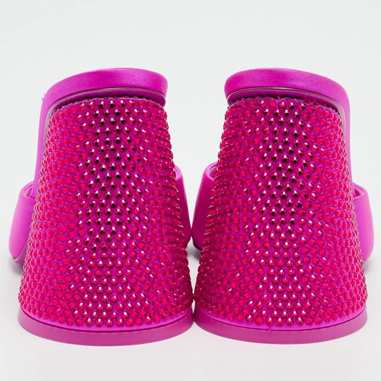 Pre Owned The Attico Devon Size 35.5 Pink Satin Slide Sandals