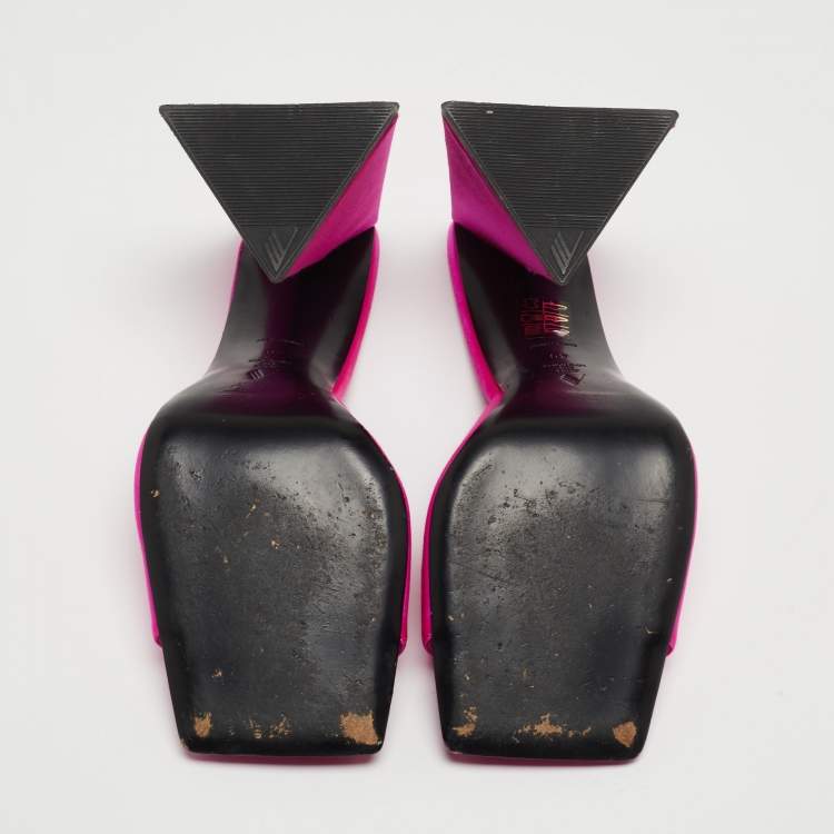 Pre Owned The Attico Pink Satin Devon Slide Size 40