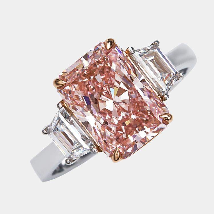 Pre Owned 3.70 cts Pink Radiant Cut and Baguette 18k Two Tone Gold Lab Grown Diamonds Ring Size 52