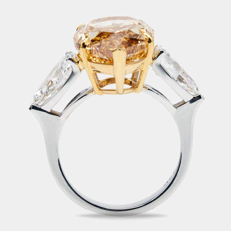 مملوكة مسبقًا 13.16 cts Orange Pear Lab Grown Diamond 18k Two Tone Gold Ring Size 52