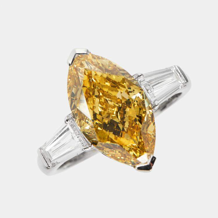 Pre Owned 6.25 cts Yellow Marquise and Trapezoid Lab Grown Diamond 18k White Gold Ring Size 53