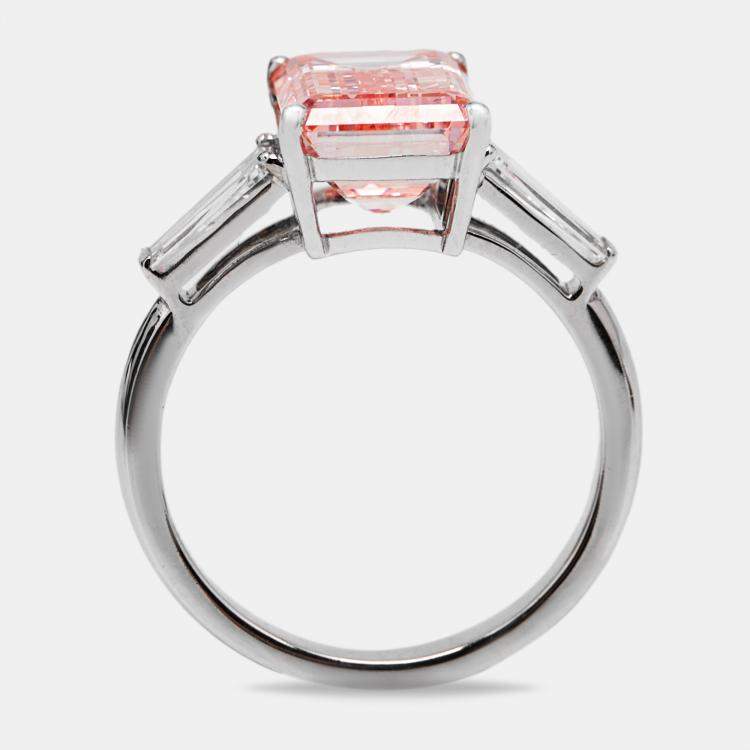 Pre Owned 5.80 cts Pink Emerald and Trapezoid Lab Grown Diamond 18k White Gold Ring Size 53