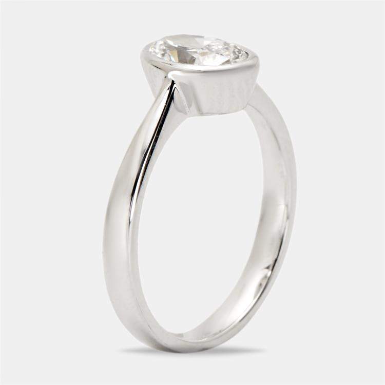 Pre Owned 1.00 cts Oval Cut Lab Grown Diamond 18k White Gold Ring Size 52