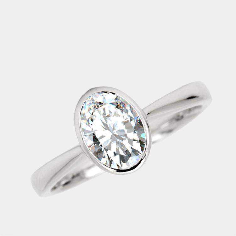 Pre Owned 1.00 cts Oval Cut Lab Grown Diamond 18k White Gold Ring Size 52