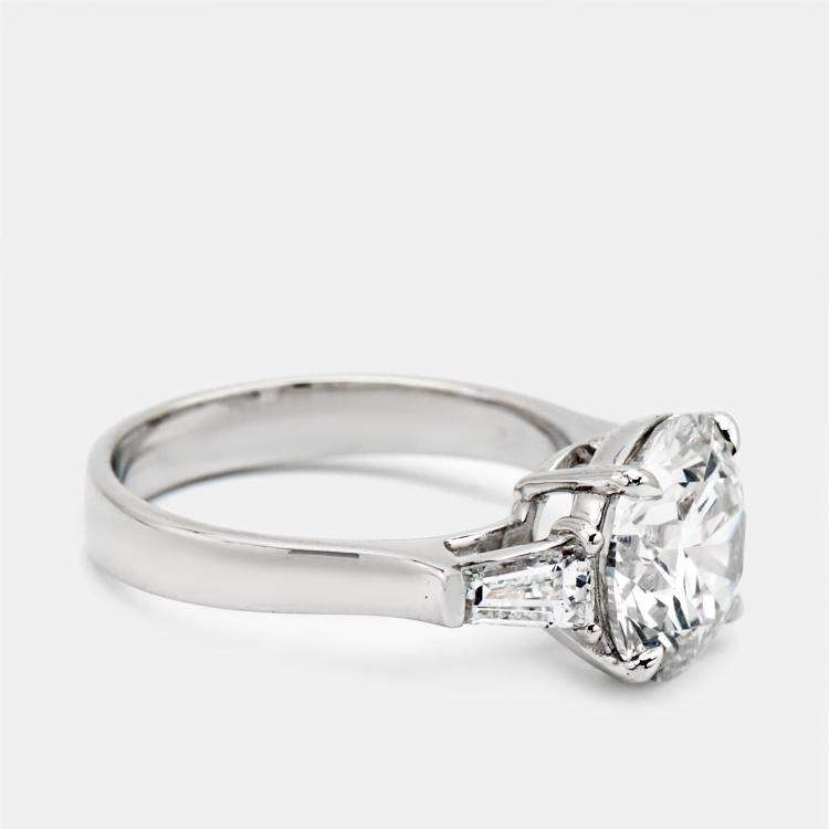 Pre Owned 3.75 cts Round and Trapezoid Lab Grown Diamond 18k White Gold Ring Size 52