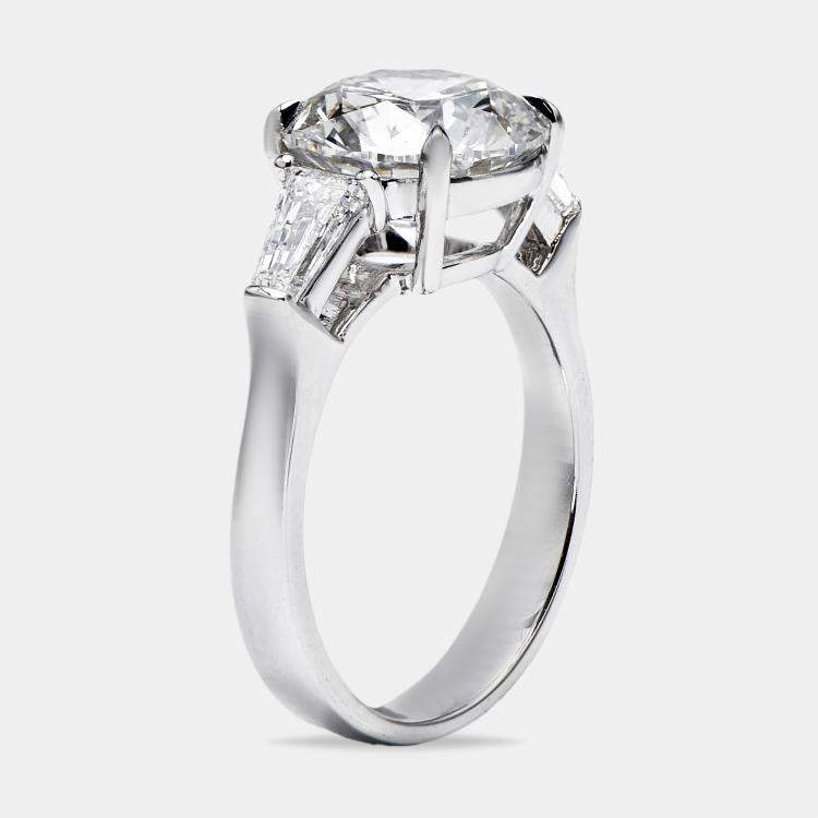 Pre Owned 3.75 cts Round and Trapezoid Lab Grown Diamond 18k White Gold Ring Size 52
