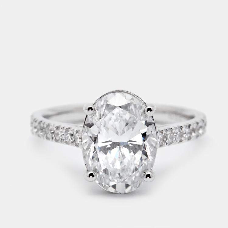 Pre Owned 3.30 cts Oval and Round Lab Grown Diamond 18k White Gold Ring Size 52