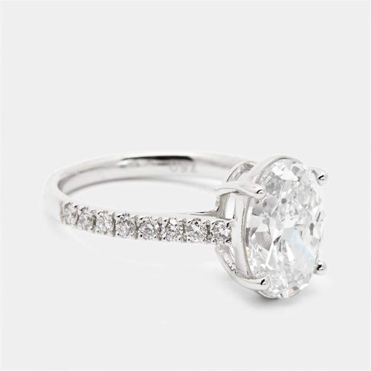 Pre Owned 3.30 cts Oval and Round Lab Grown Diamond 18k White Gold Ring Size 52