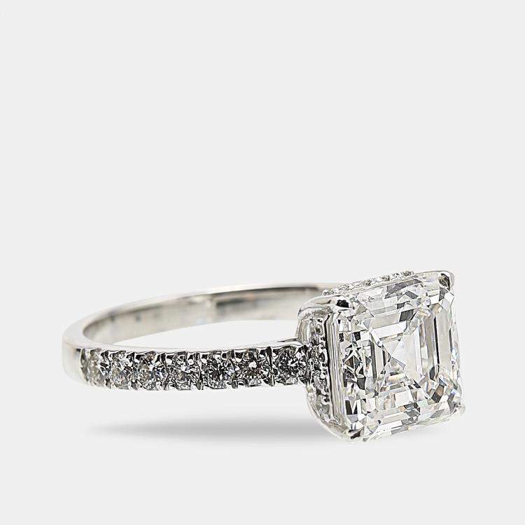 Pre Owned 3.80 cts Asscher Cut Round Brilliant 18k White Gold Lab Grown Diamonds Ring Size 51