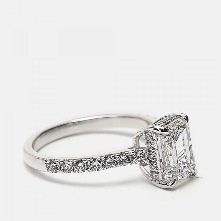 مملوكة مسبقًا 2.40 cts Emerald Cut Round Brilliant 18k White Gold Lab Grown Diamonds Ring Size 53
