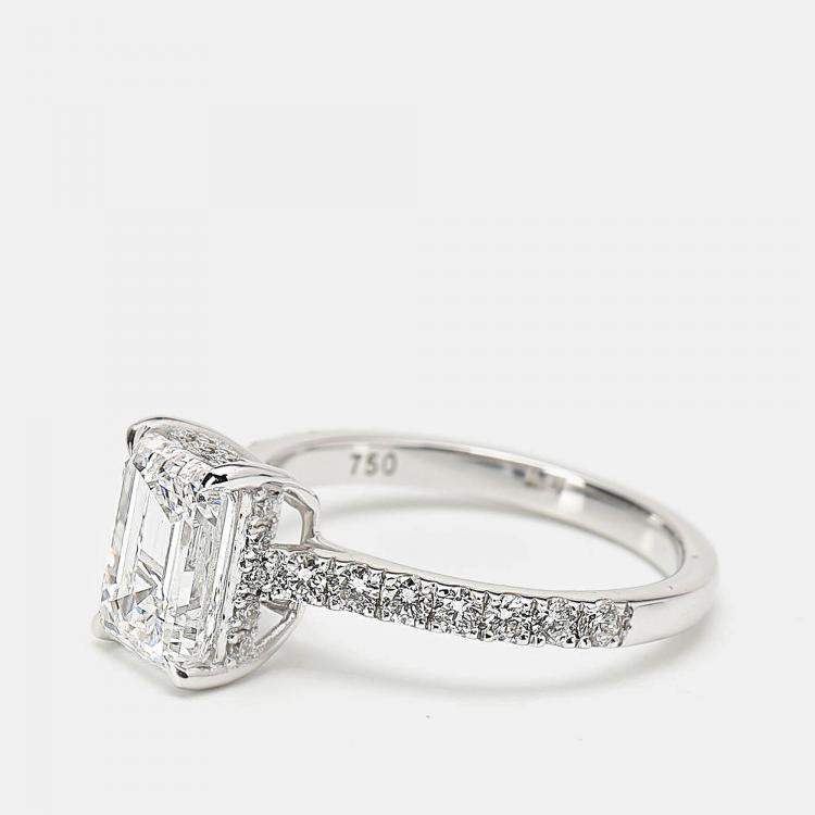 مملوكة مسبقًا 2.40 cts Emerald Cut Round Brilliant 18k White Gold Lab Grown Diamonds Ring Size 53