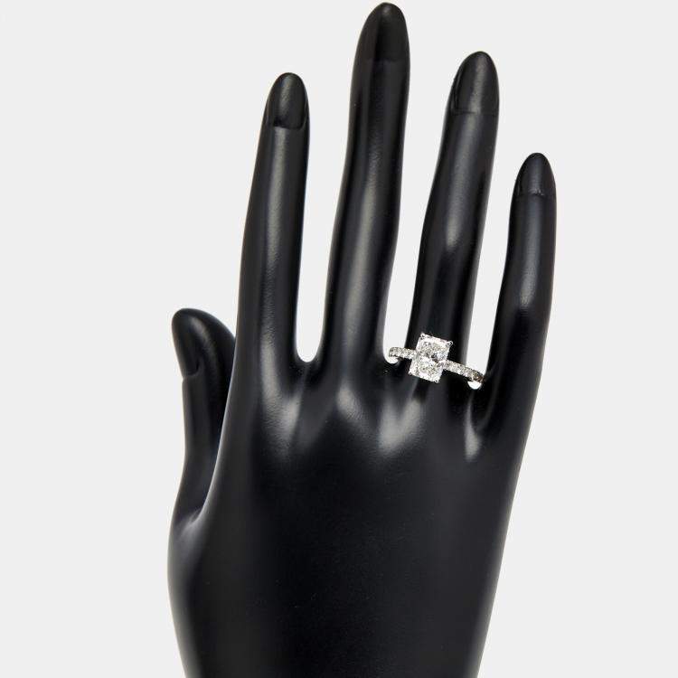 Pre Owned 2.50 cts Radiant Cut and Round Lab Grown Diamond 18k White Gold Ring Size 51