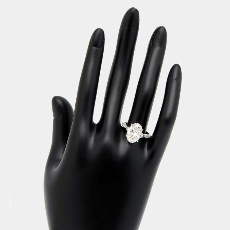 Pre Owned 5.25 cts Oval and Round Lab Grown Diamond 18k White Gold Ring Size 51