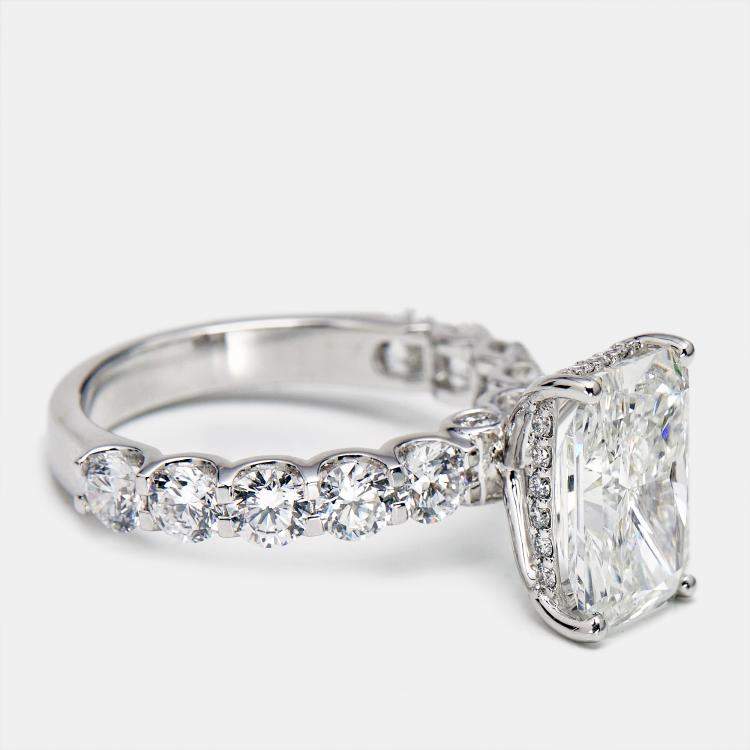 Pre Owned 5.15 cts Radiant Cut and Round Lab Grown Diamond 18k White Gold Ring Size 54