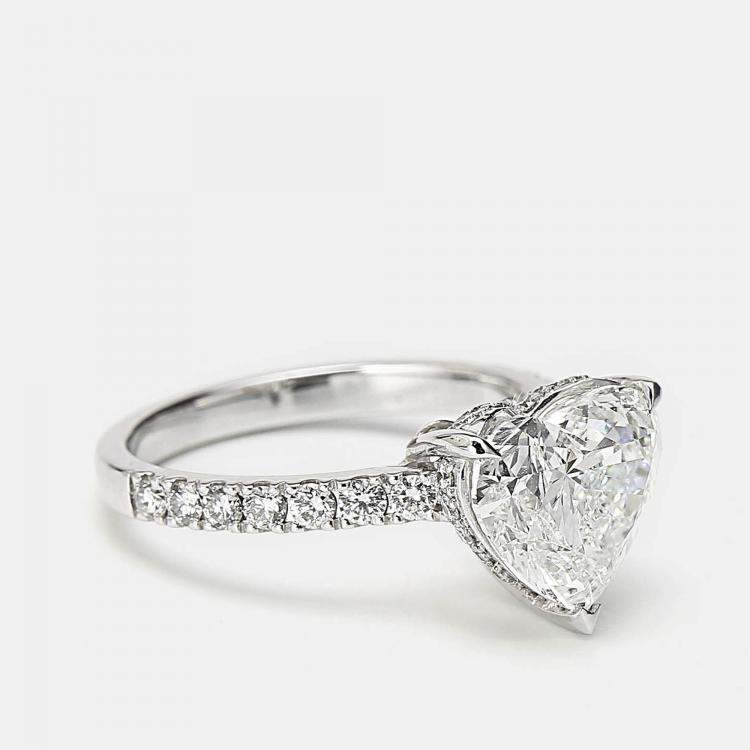 Pre Owned 3.60 cts 18k White Gold Heart Brilliant Round Brilliant Lab Grown Diamonds Ring Size 53