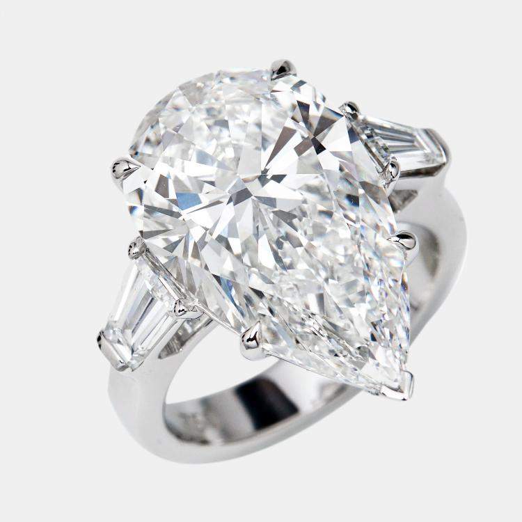 Pre Owned 11.00 cts Pear Cut and Trapezoid Lab Grown Diamond 18k White Gold Ring Size 52