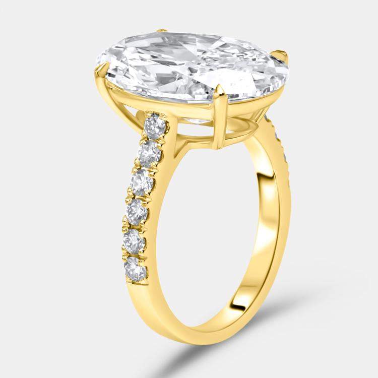 Pre Owned 8.5 cts Oval and Round Lab Grown Diamond 18k Yellow Gold Ring Size 52