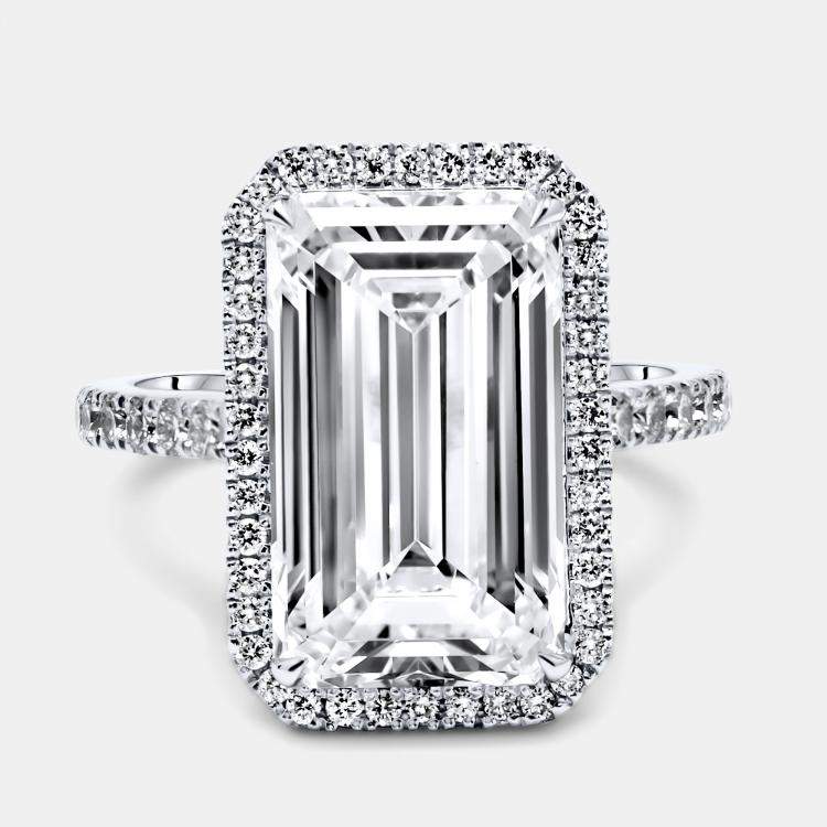 Pre Owned 7.59 cts Emerald Cut and Round Lab Grown Diamond 18k White Gold Ring Size 52