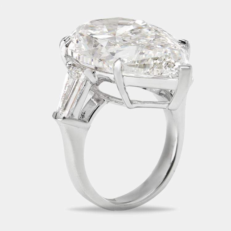 Pre Owned 16.00 cts Pear and Trapezoid Lab Grown Diamond 18k White Gold Ring Size 52