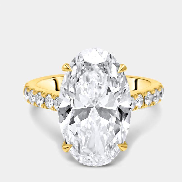Pre Owned 7.49 cts Oval Brilliant and Round Lab Grown Diamond 18k Yellow Gold Ring Size 53