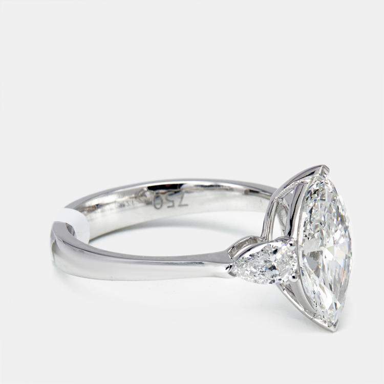 مملوكة مسبقًا 1.9 cts Marquise and Pear Lab Grown Diamonds 18k White Gold Ring Size 53