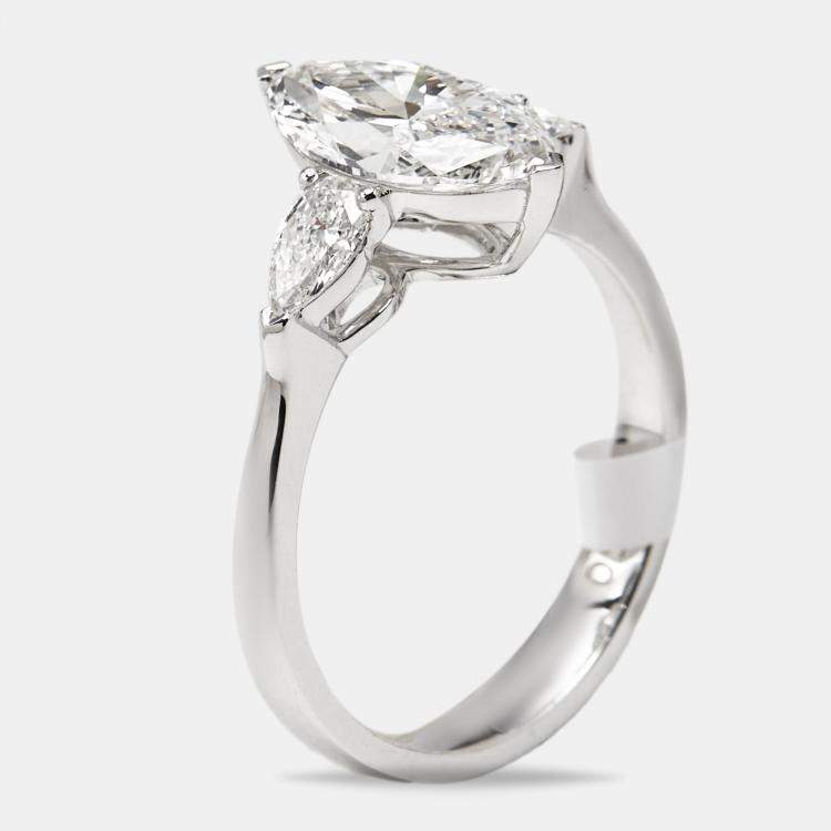 مملوكة مسبقًا 1.9 cts Marquise and Pear Lab Grown Diamonds 18k White Gold Ring Size 53
