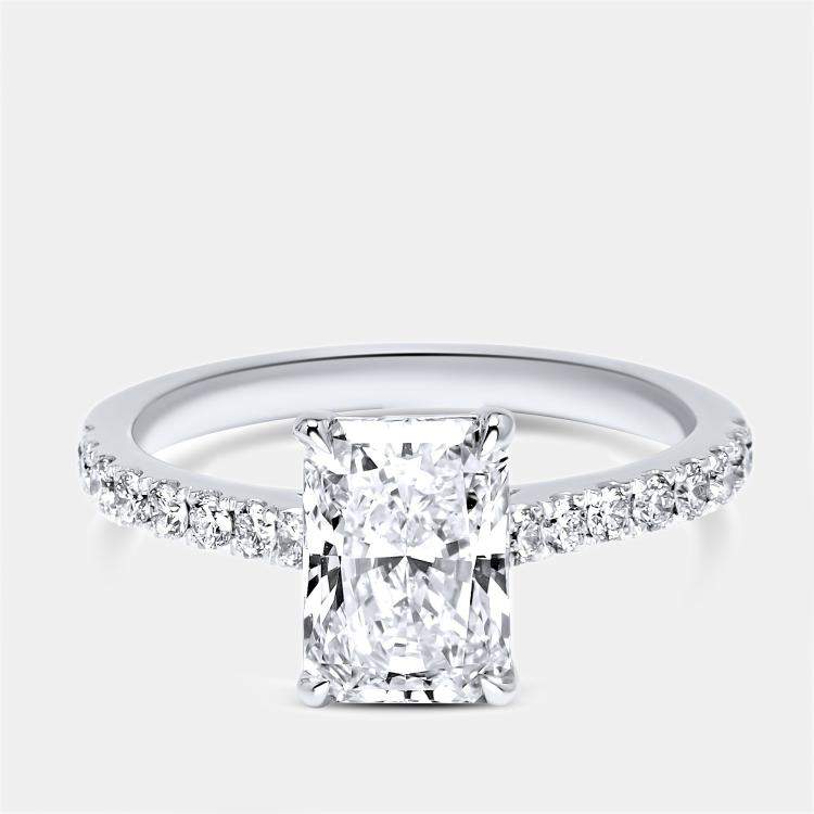 Pre Owned 1.9 cts Radiant and Round Lab Grown Diamond 18k White Gold Ring Size 54
