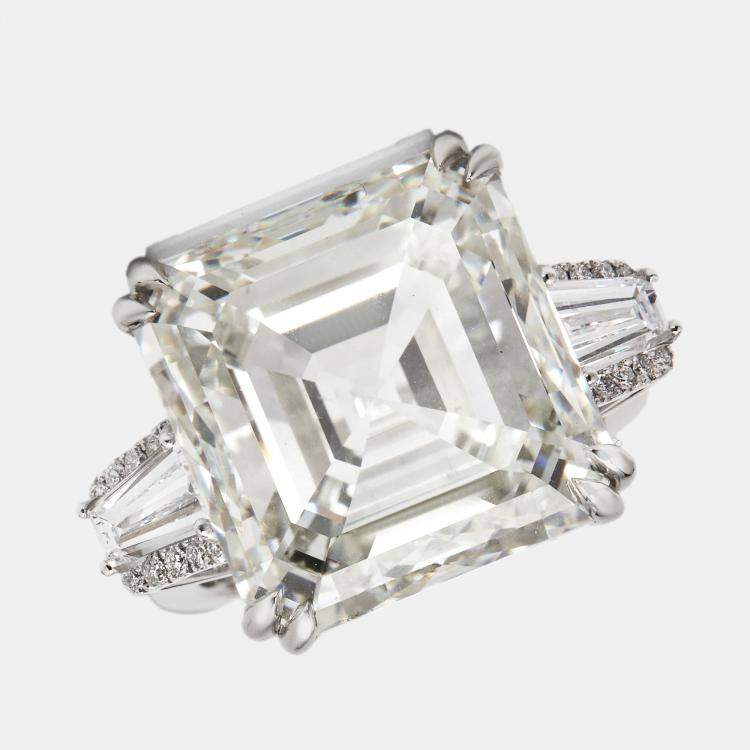 Pre Owned 23.2 cts Asscher, Trapezoid and Round Lab Grown Diamond 18k White Gold Ring Size 54