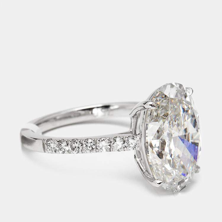 Pre Owned 5.3 cts Oval and Round Lab Grown Diamond 18k White Gold Ring Size 54