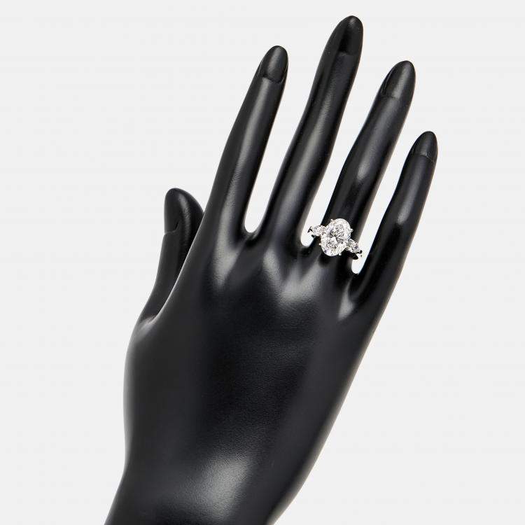 Pre Owned 4.00 cts Oval Brilliant and Pear Lab Grown Diamonds 18k White Gold Ring Size 51
