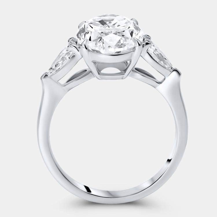Pre Owned 4.00 cts Oval Brilliant and Pear Lab Grown Diamonds 18k White Gold Ring Size 52