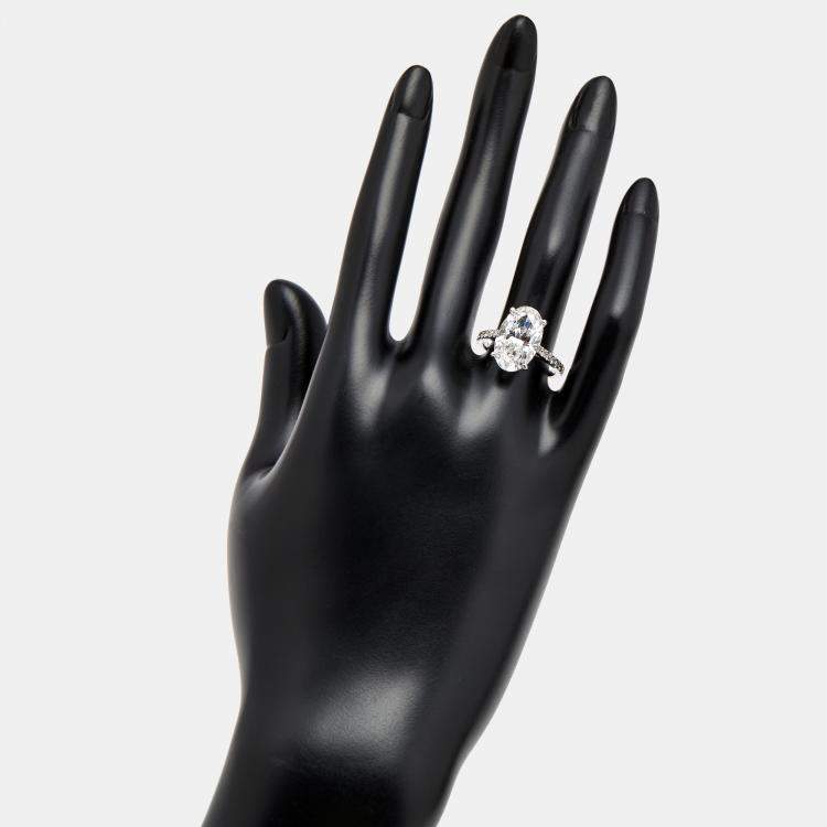 Pre Owned 5.30 cts Oval Brilliant and Round Lab Grown Diamonds 18k White Gold Ring Size 52