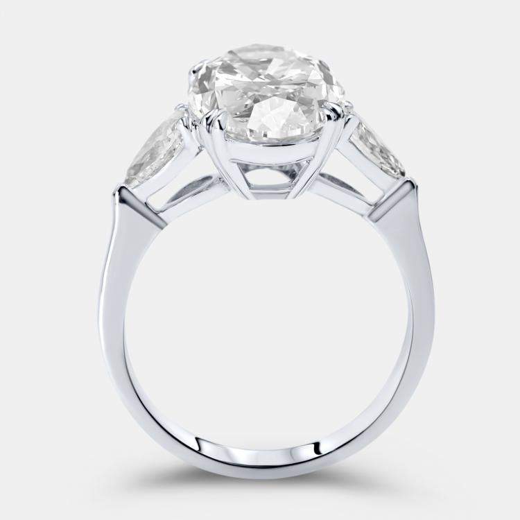 Pre Owned 5.20 cts Oval Brilliant and Pear Lab Grown Diamonds 18k White Gold Ring Size 54