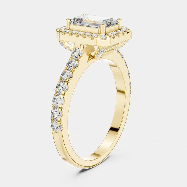 مملوكة مسبقًا 1.65 cts Center Emerald Cut 18k Yellow Gold Solitaire Lab Grown Diamond Ring Size 53