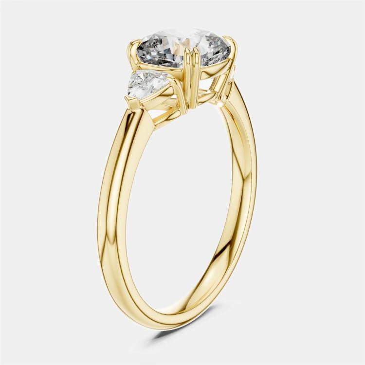 مملوكة مسبقًا 2.00 cts Cushion & Triangle Cut 18k Yellow Gold Lab Grown Diamond Ring Size 53