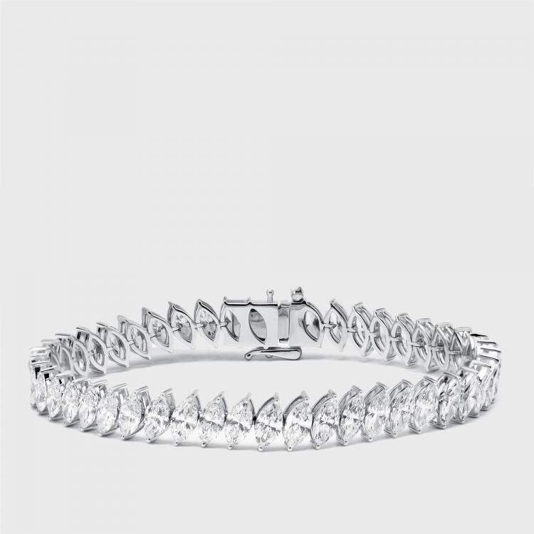 Pre Owned 13.5 cts Marquise Lab Grown Diamond 18k White Gold Bracelet