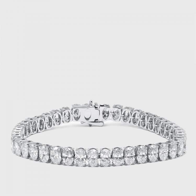 Pre Owned 18 cts Oval Lab Grown Diamond 18k White Gold Bracelet