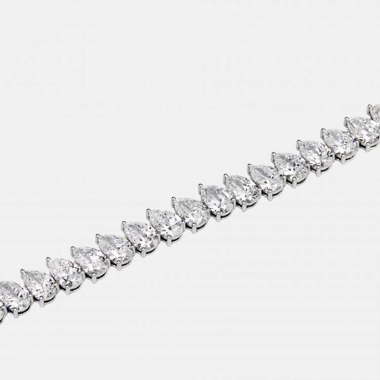 Pre Owned 14 cts Pear Lab Grown Diamond 18k White Gold Bracelet