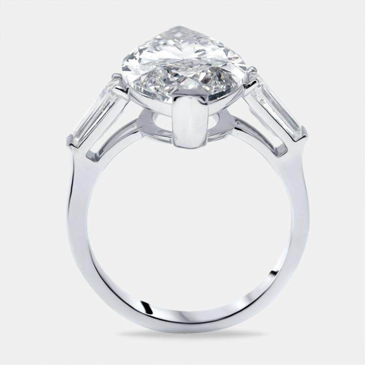 مملوكة مسبقًا 9 cts Marquise Trapezoid Lab Grown Diamond 18k White Gold Ring Size 51