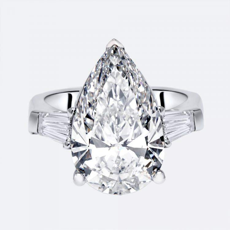 Pre Owned 8 cts Pear Trapezoid Lab Grown Diamond 18k White Gold Ring Size 51