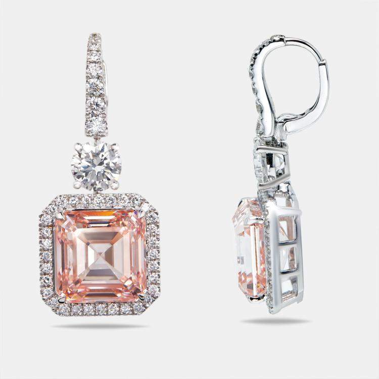 Pre Owned أقراط الماس مزروعة مختبرياً بقطع آشور دائري وردي 23.4 قيراط من الذهب الأبيض عيار 18