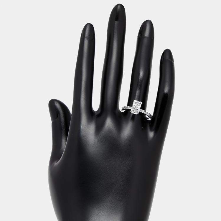 Pre Owned 1.8 cts Radiant, Round Lab Grown Diamonds 18k White Gold Ring Size 50