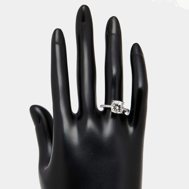 Pre Owned 3.2 cts Cushion, Round Lab Grown Diamonds 18k White Gold Ring Size 51