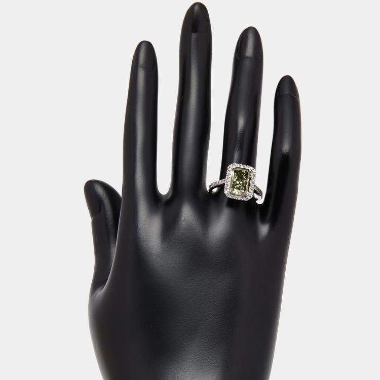 Pre Owned 3.5 cts Green Emerald Cut, Round Lab Grown Diamonds 18k White Gold Ring Size 51