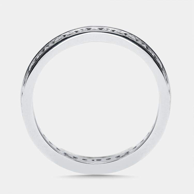 مملوكة مسبقًا 0.63 cts Round Lab Grown Diamonds 18k White Gold Ring Size 51