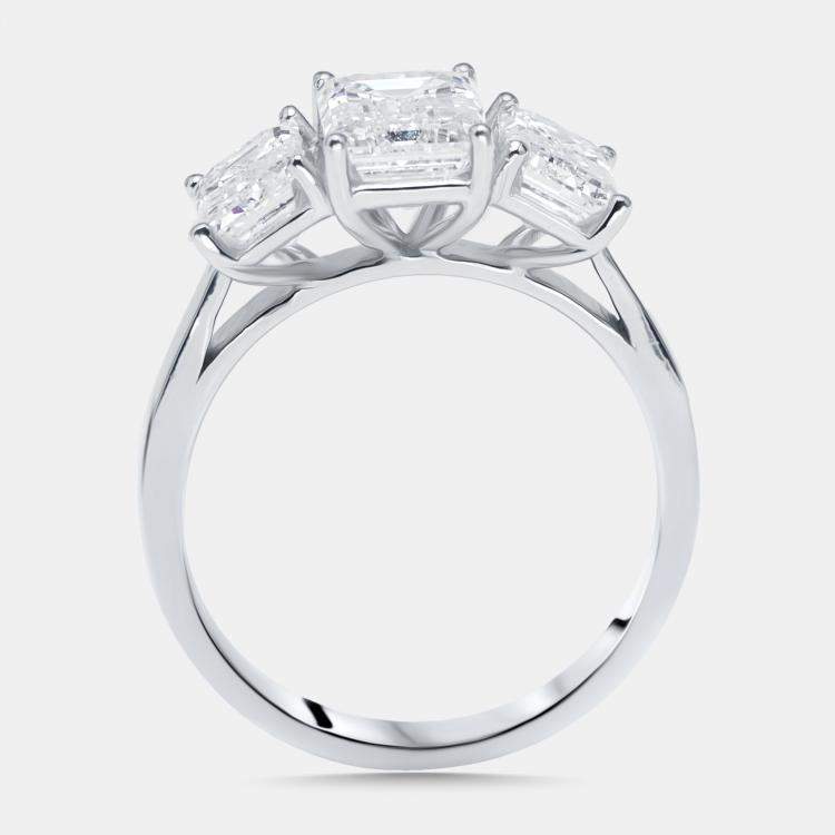 Pre Owned 4.00 cts Emerald Cut Lab Grown Diamonds 18k White Gold Ring Size 52