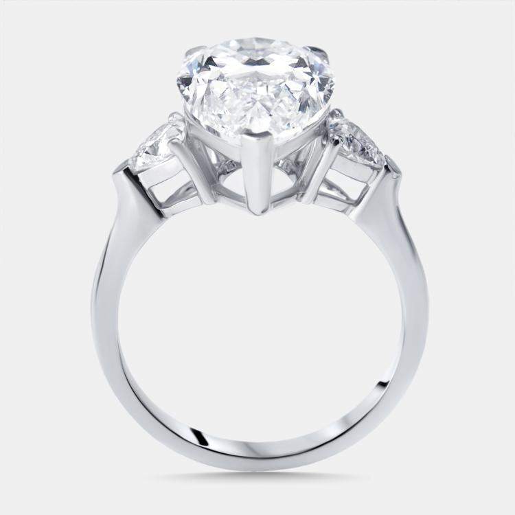 Pre Owned 5.6 cts Pear, Trillion Lab Grown Diamonds 18k White Gold Ring Size 52