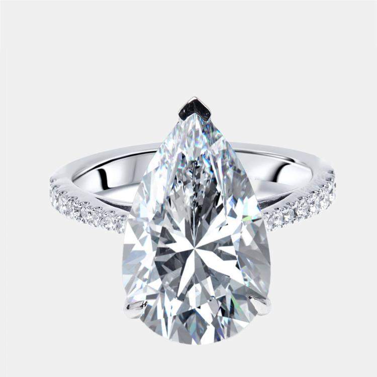 Pre Owned 6.2 cts Pear, Round Lab Grown Diamonds 18k White Gold Ring Size 52