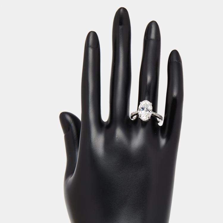 Pre Owned 4.1 cts Oval. Round Lab Grown Diamonds 18k White Gold Ring Size 52