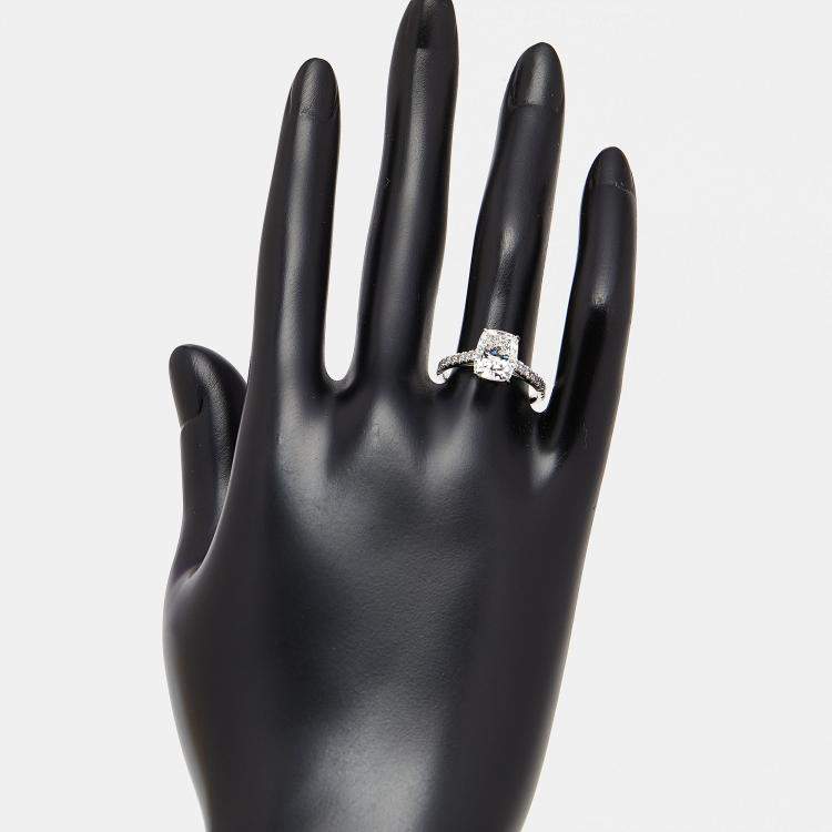 Pre Owned 2.3 cts Cushion, Round Lab Grown Diamonds 18k White Gold Ring Size 52